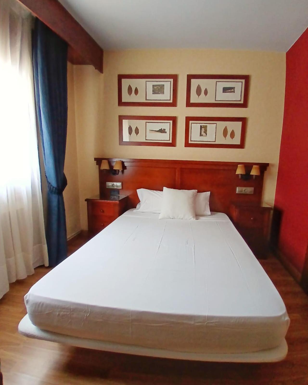 Hostal Los Infantes Olvega Εξωτερικό φωτογραφία